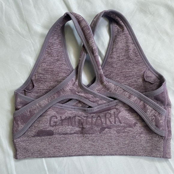 GYMSHARK CAMO SEAMLESS SPORTS BRA -PURPLE - SZ MED - Picture 2 of 3
